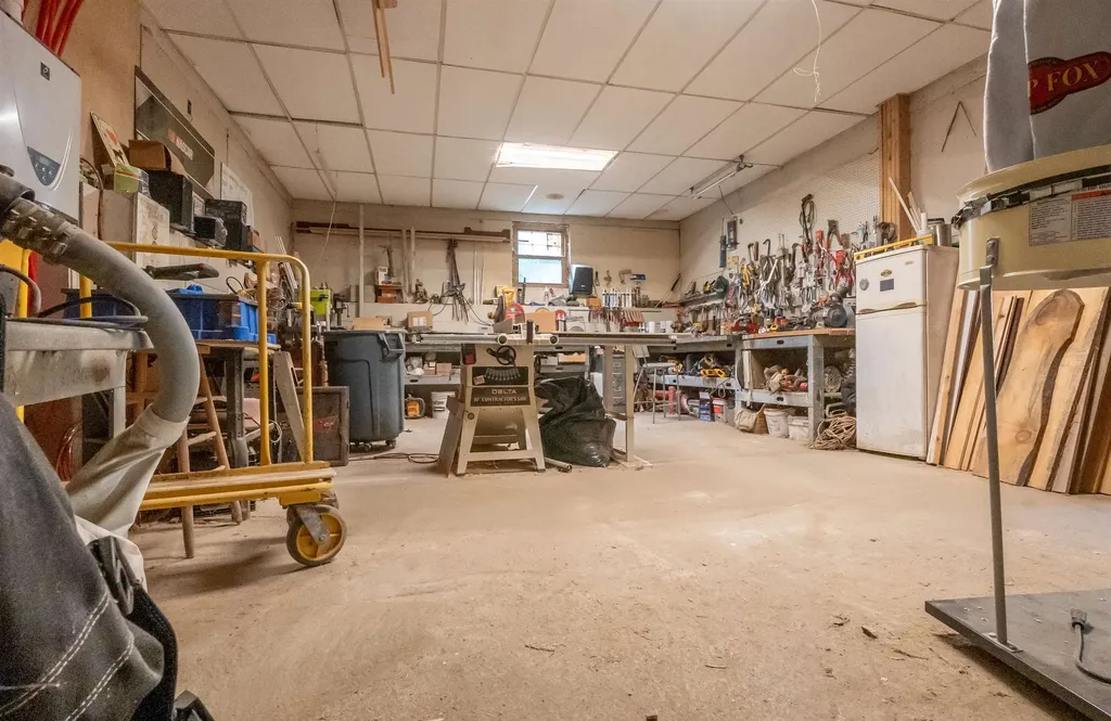 231 Chesterfield Road Hinsdale NH 03451