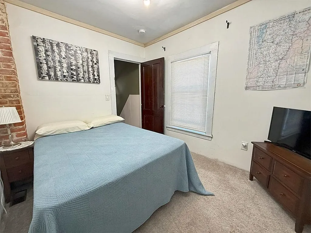 102 Brown Street Rutland City VT 05701