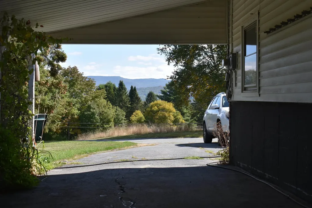 623 Vail Drive Lyndon VT 05851