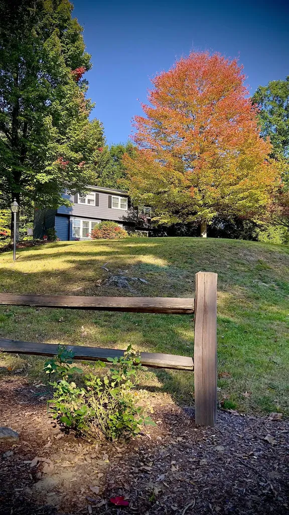 51 Logwood Circle Essex VT 05452