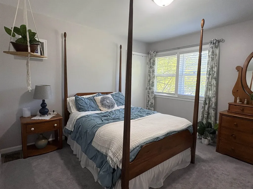 51 Logwood Circle Essex VT 05452