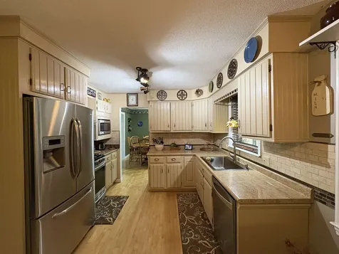 51 Logwood Circle Essex VT 05452