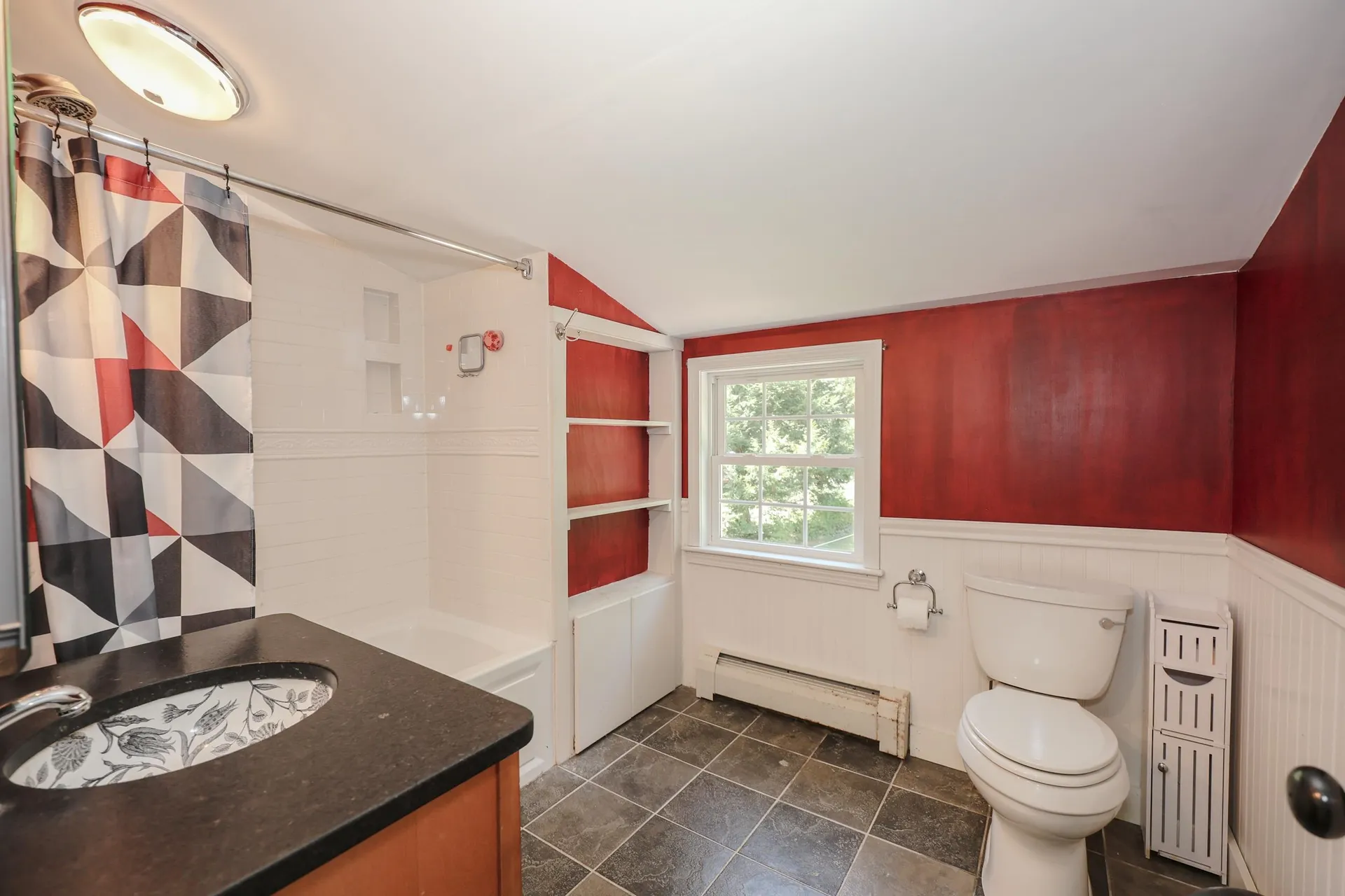 11 Crescent Street Hill NH 03243