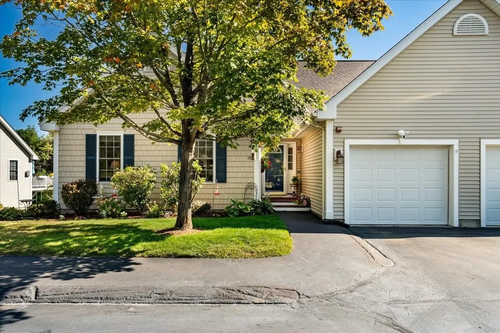 71 North High Street Derry NH 03038