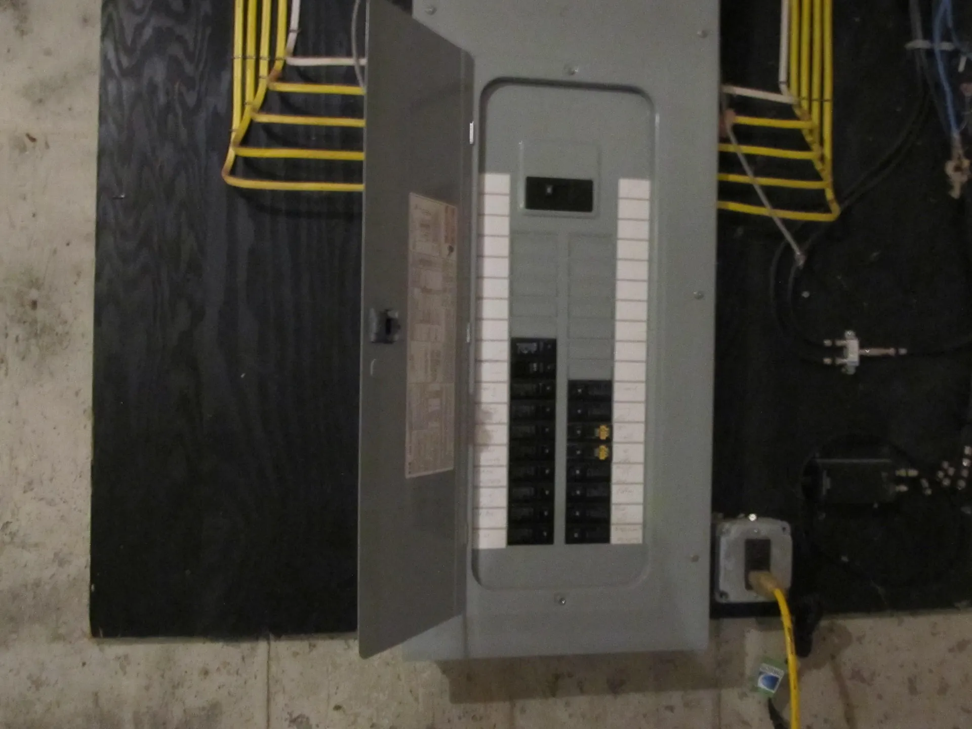 562 Nh Route 103 Sunapee NH 03782