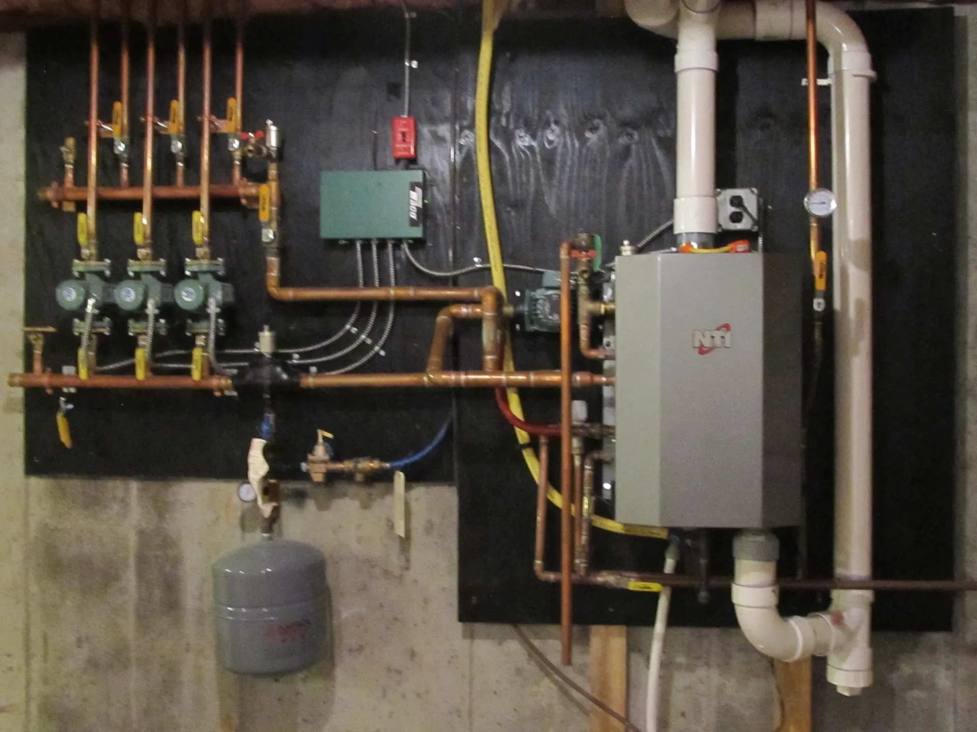 562 Nh Route 103 Sunapee NH 03782