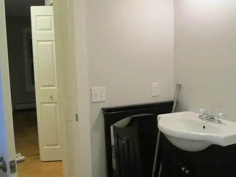 562 Nh Route 103 Sunapee NH 03782