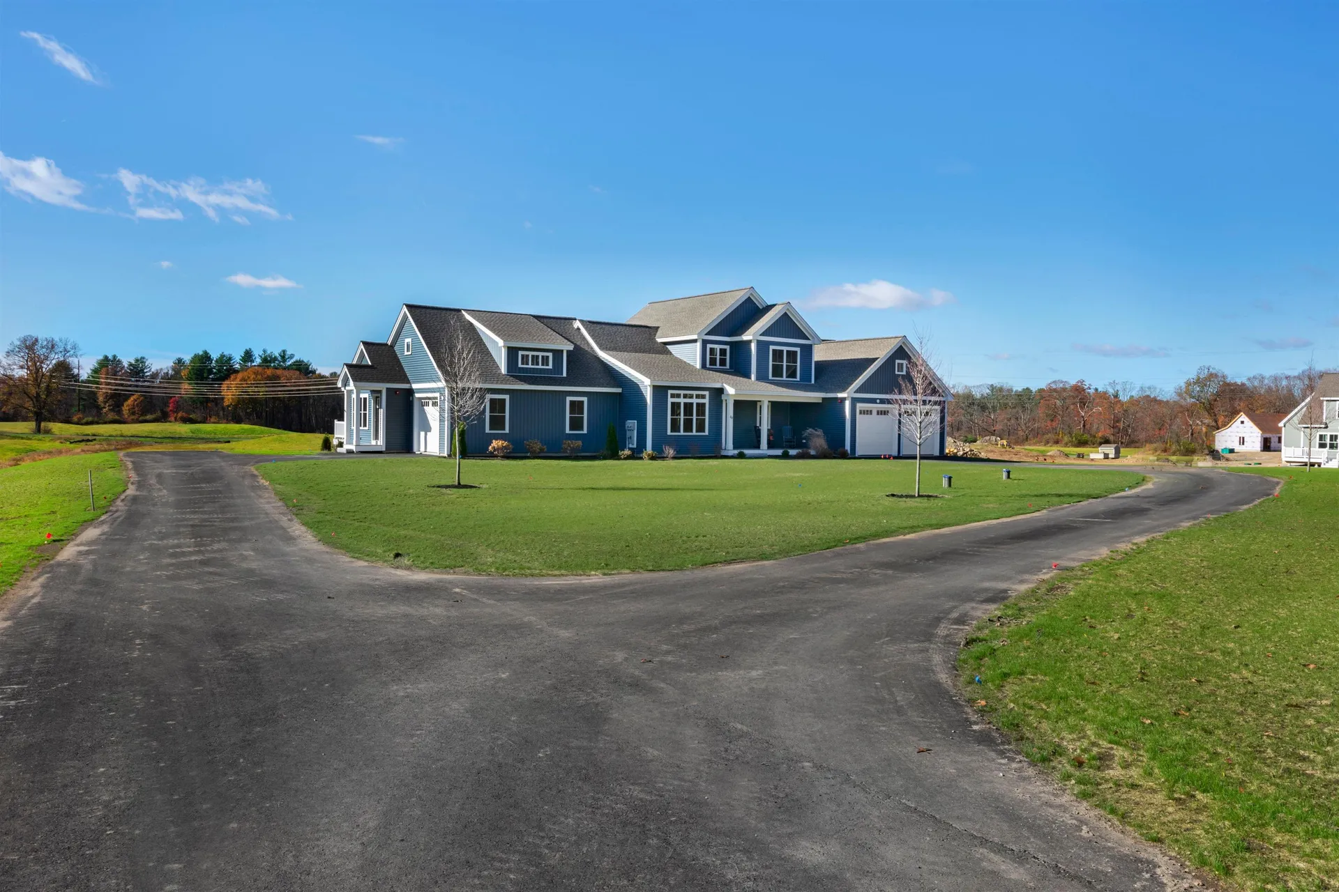 8 Acadia Drive Hudson NH 03051