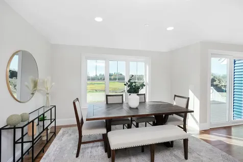 8 Acadia Drive Hudson NH 03051