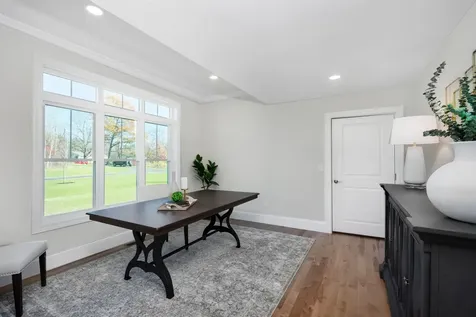 8 Acadia Drive Hudson NH 03051