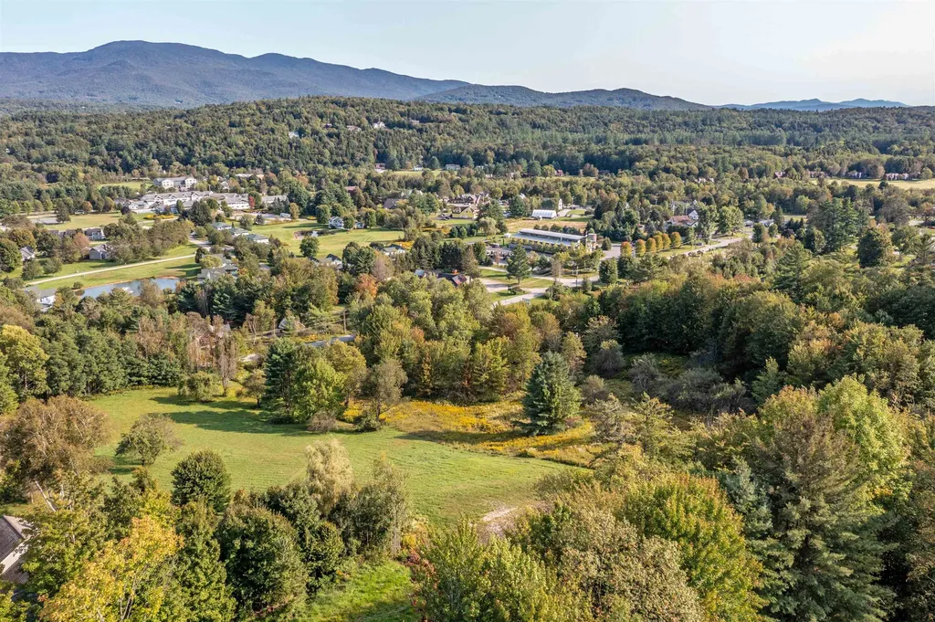 131 Hazy Lane Stowe VT 05672