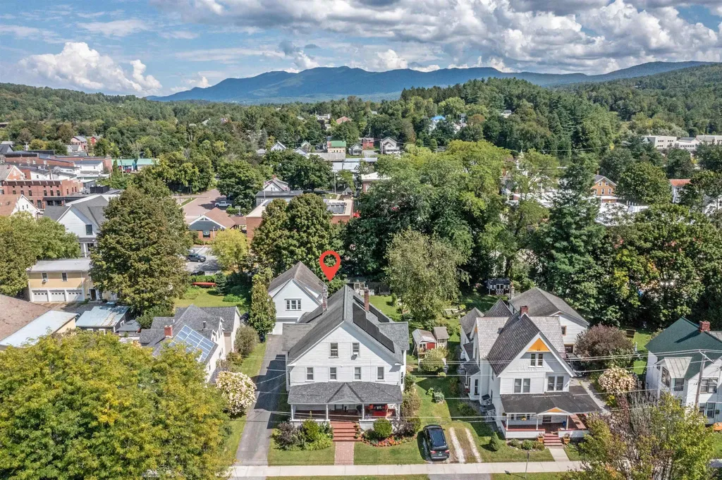 6 Randall Street Waterbury VT 05676