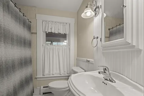 6 Randall Street Waterbury VT 05676