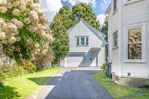 6 Randall Street Waterbury VT 05676