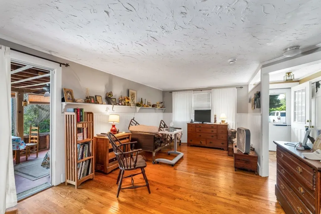 347 Pembroke Street Pembroke NH 03275