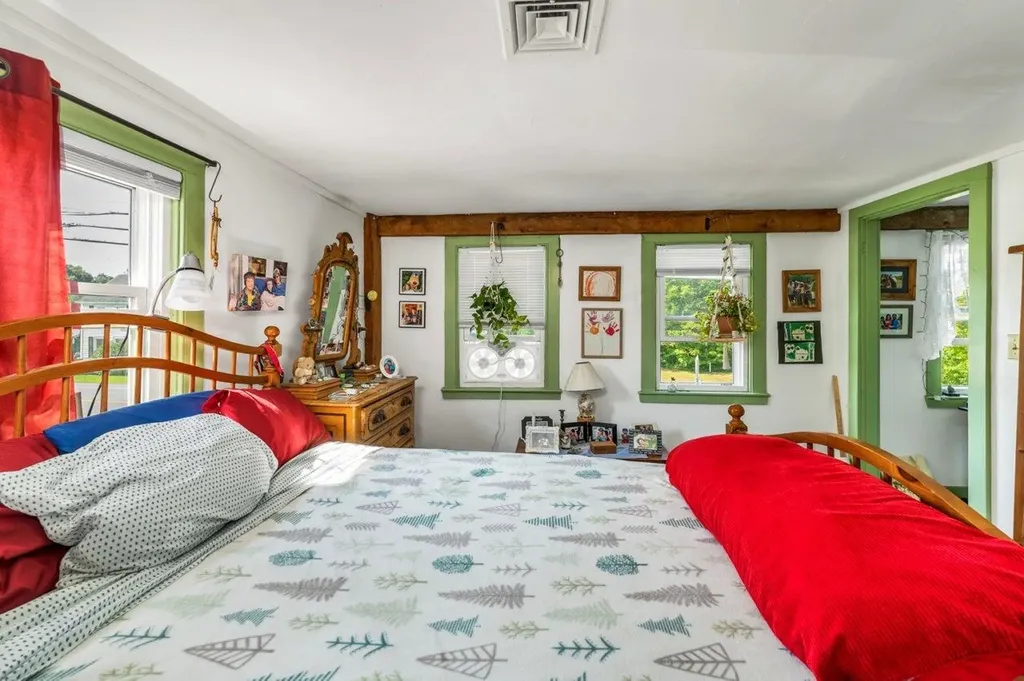 347 Pembroke Street Pembroke NH 03275