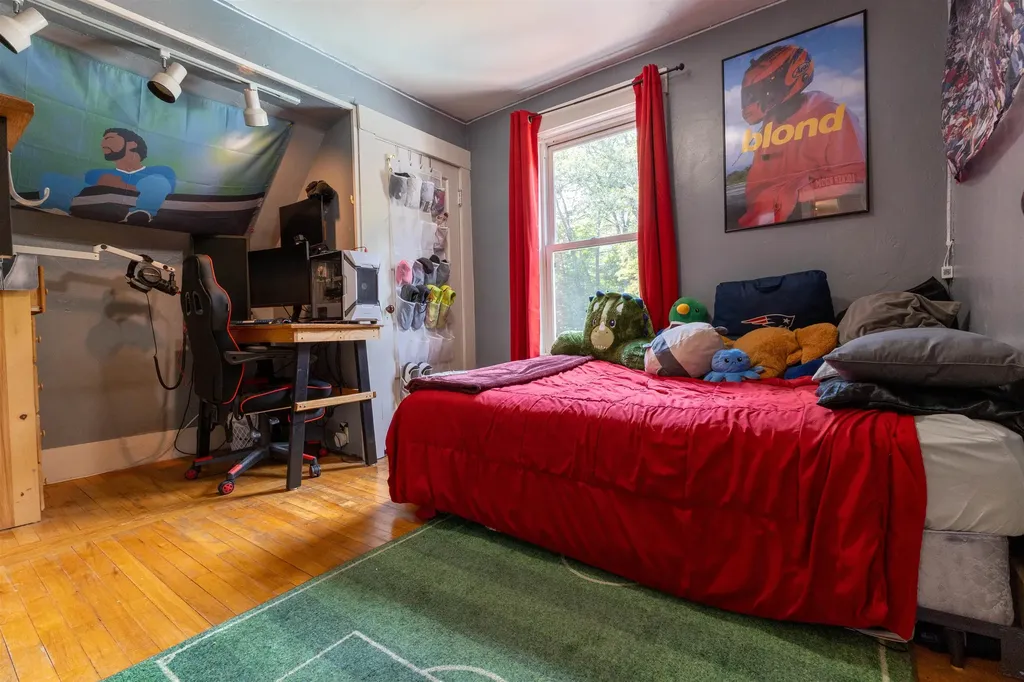 105 Grove Street Claremont NH 03743