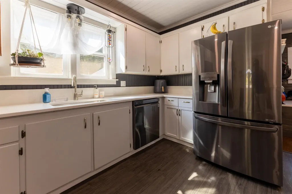 105 Grove Street Claremont NH 03743