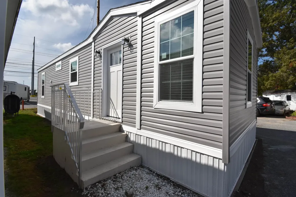 25 Schult Street Keene NH 03431