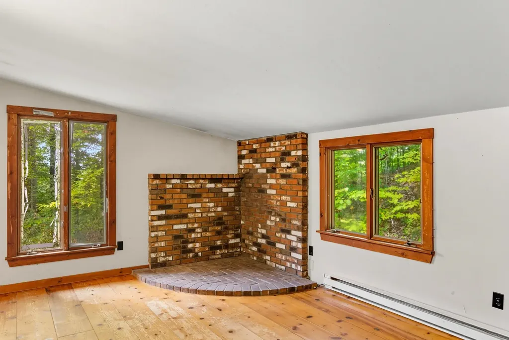 628 Monadnock Highway Swanzey NH 03446