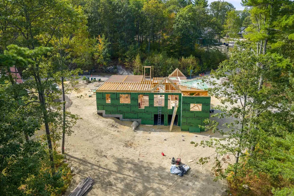 6 Windjammer Ridge Laconia NH 03246