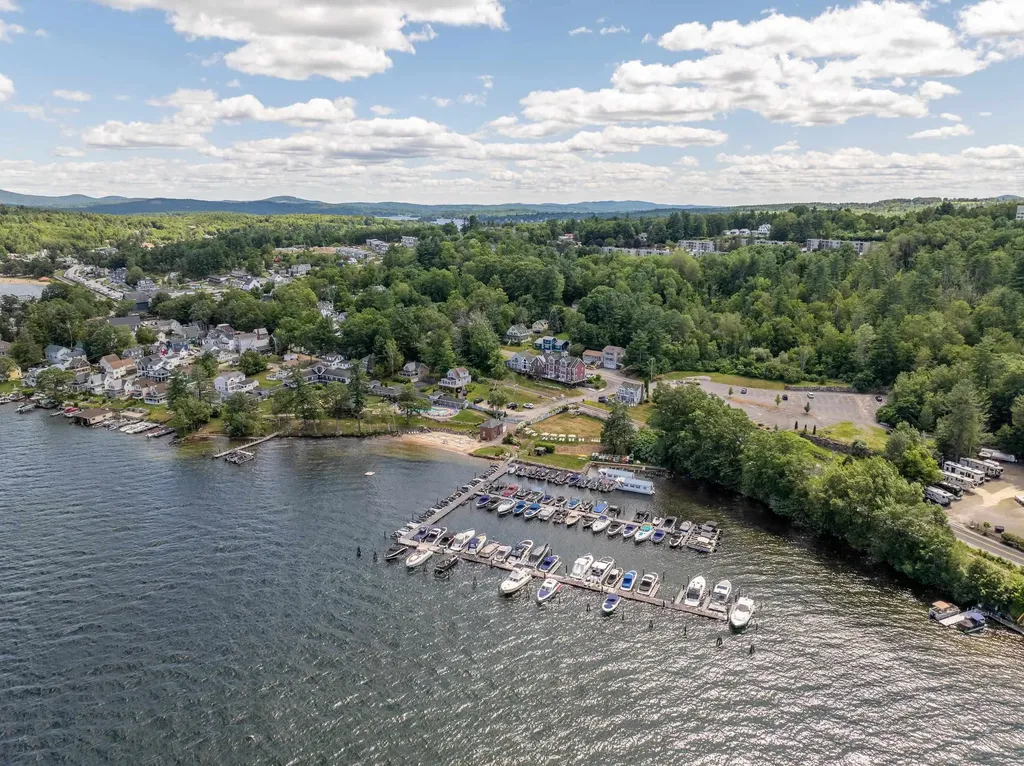 6 Windjammer Ridge Laconia NH 03246