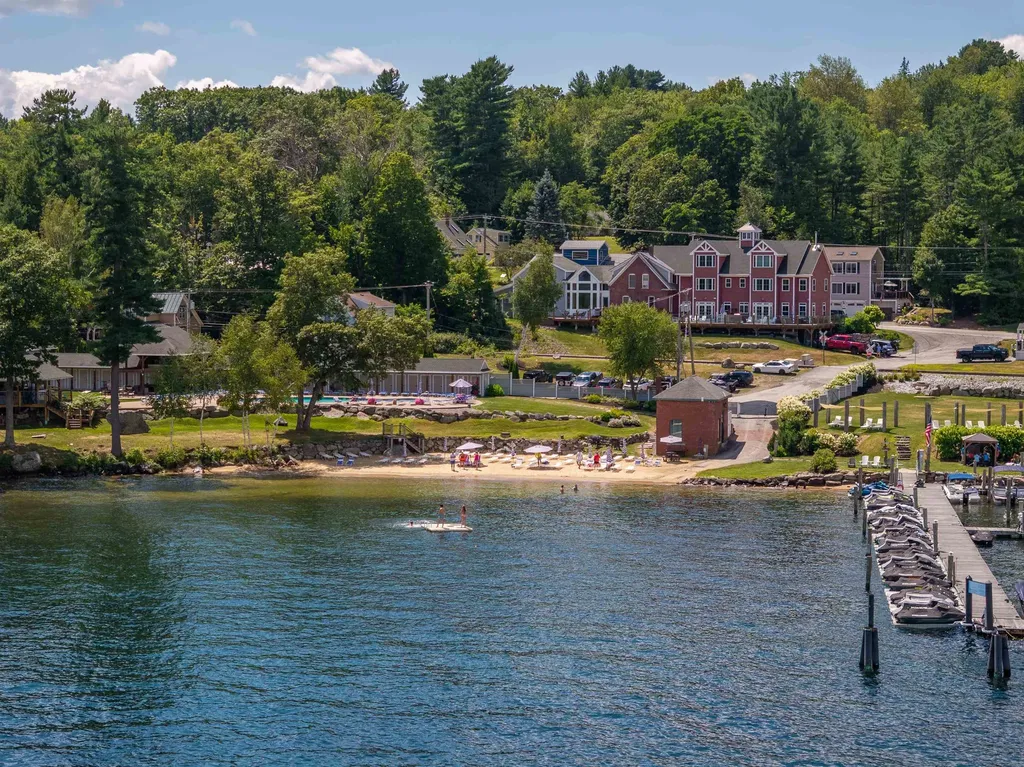 6 Windjammer Ridge Laconia NH 03246