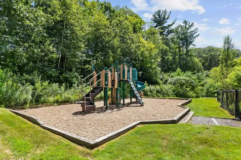 6 Windjammer Ridge Laconia NH 03246