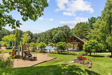 6 Windjammer Ridge Laconia NH 03246