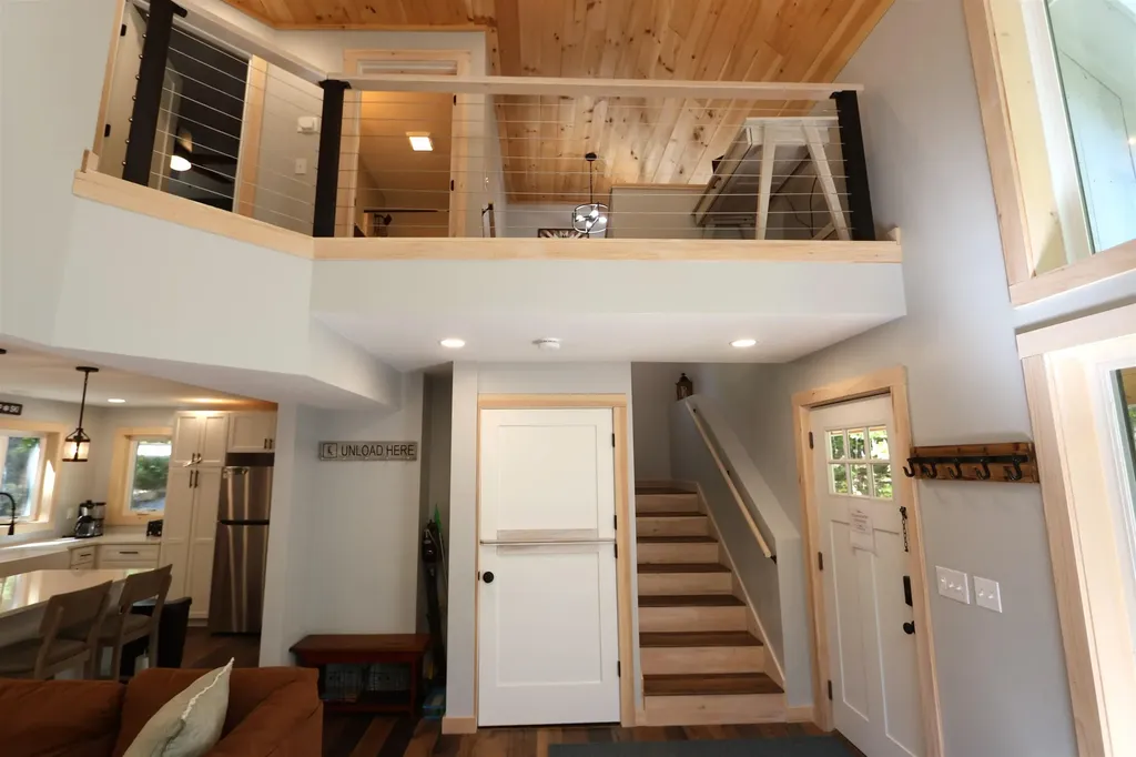 18 Panaway Drive Campton NH 03223