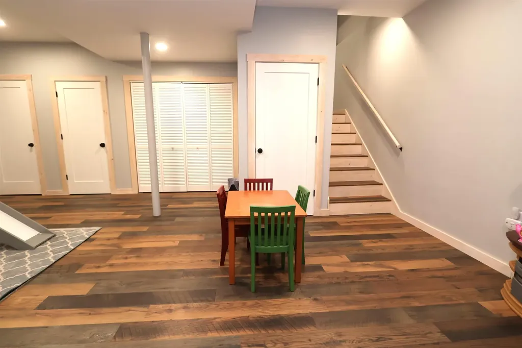 18 Panaway Drive Campton NH 03223