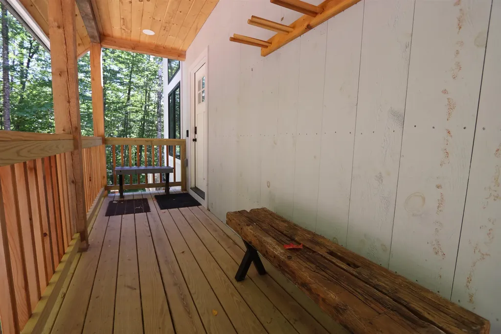 18 Panaway Drive Campton NH 03223