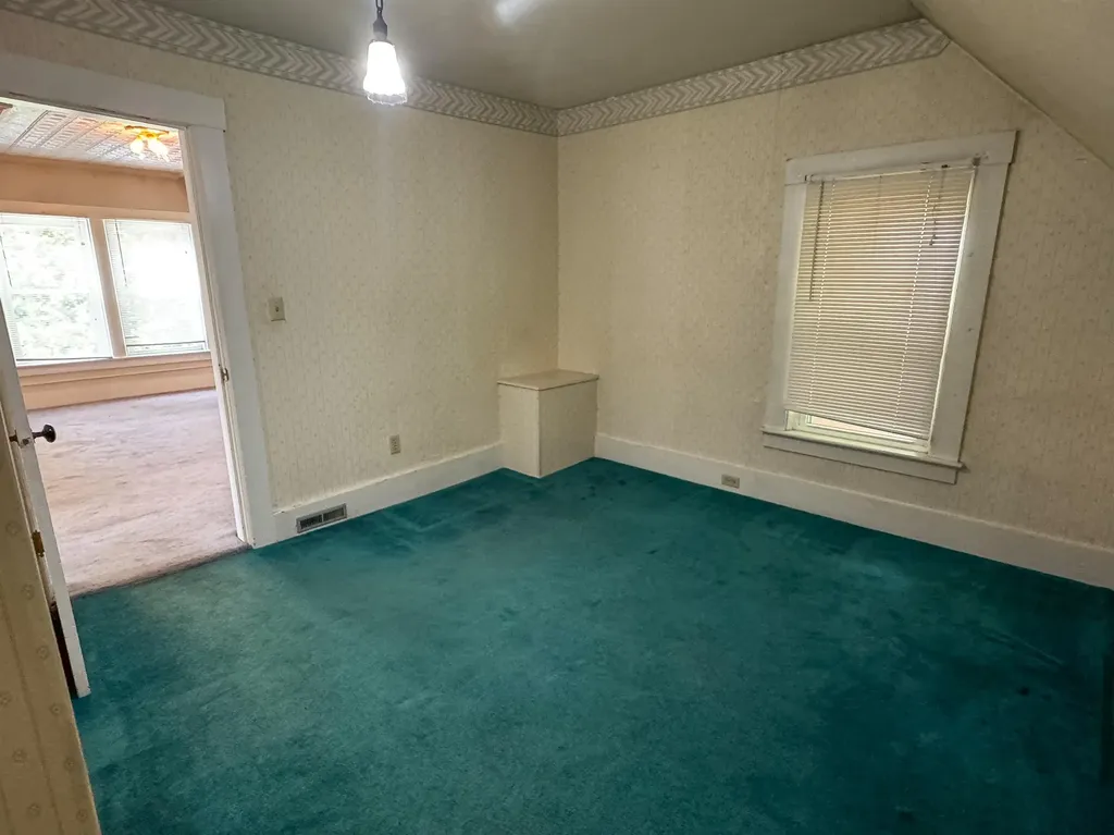 23 Fowler Street Keene NH 03431