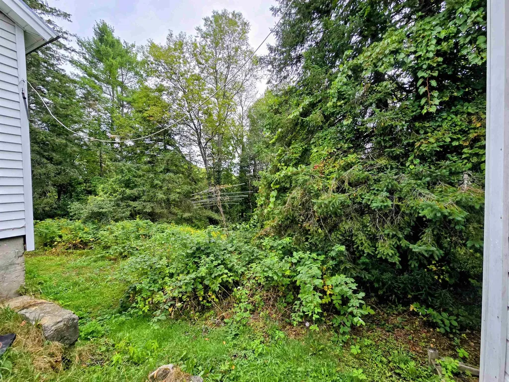 8574 Vermont Route 25 Corinth VT 05040