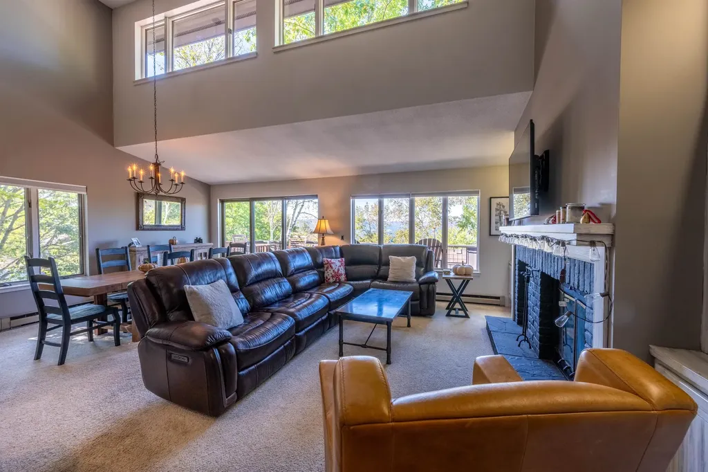 388 Alden Partridge Road Hartford VT 05059