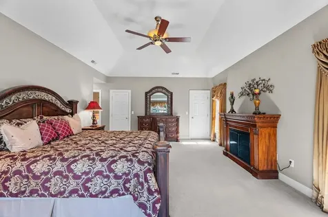 12 Ballard Road Pelham NH 03076