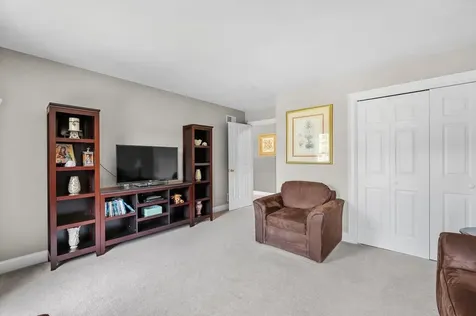 12 Ballard Road Pelham NH 03076