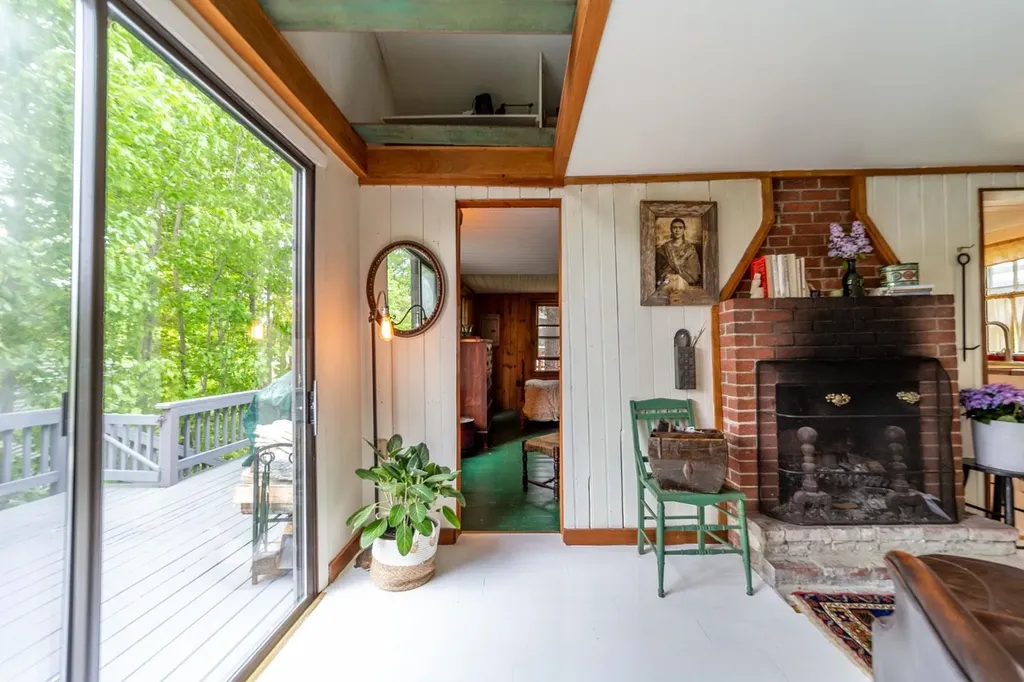 26 Don Gerry Road Bristol NH 03222