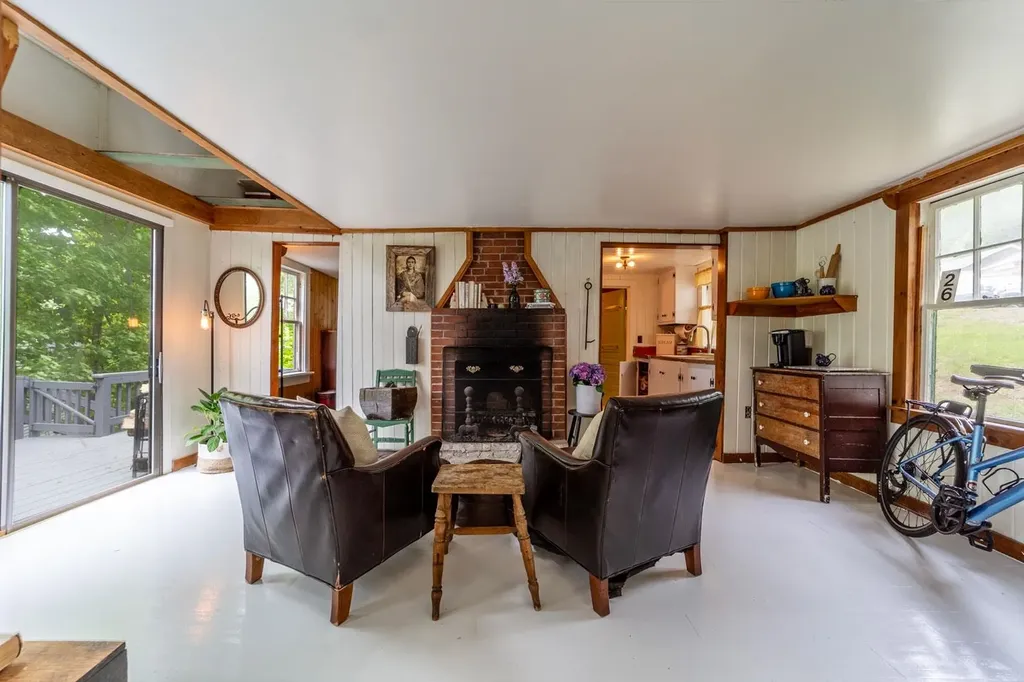 26 Don Gerry Road Bristol NH 03222