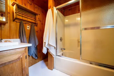 26 Don Gerry Road Bristol NH 03222