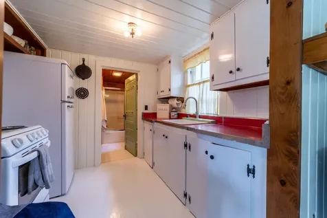 26 Don Gerry Road Bristol NH 03222