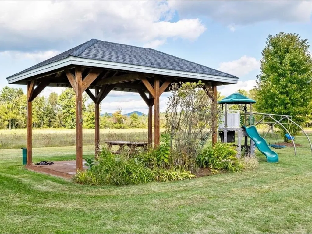 5 East Road Fairfax VT 05454