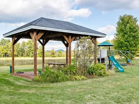 5 East Road Fairfax VT 05454