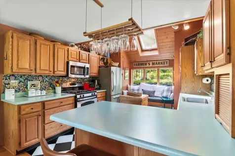 17 Signal Hill Road Winhall VT 05340