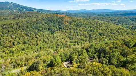 17 Signal Hill Road Winhall VT 05340