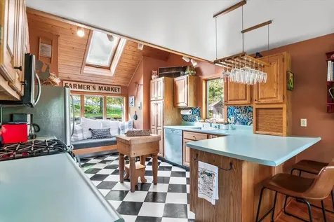 17 Signal Hill Road Winhall VT 05340