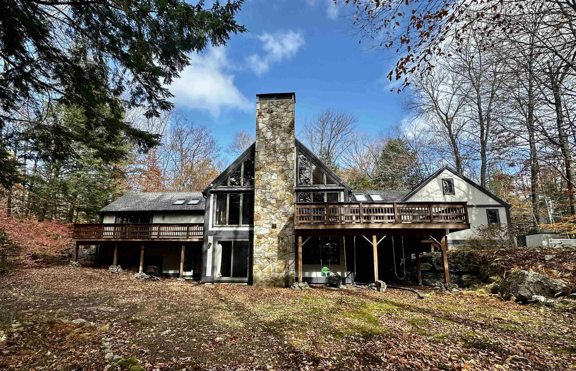 27 Hummingbird Hill Grantham NH 03753