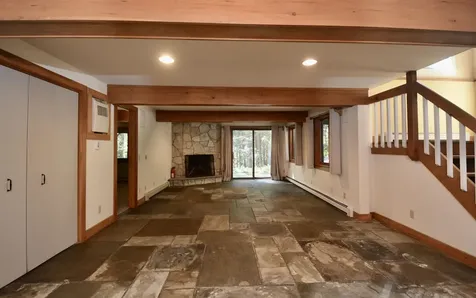 27 Hummingbird Hill Grantham NH 03753