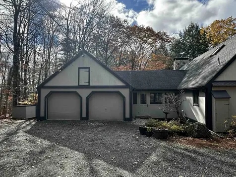 27 Hummingbird Hill Grantham NH 03753