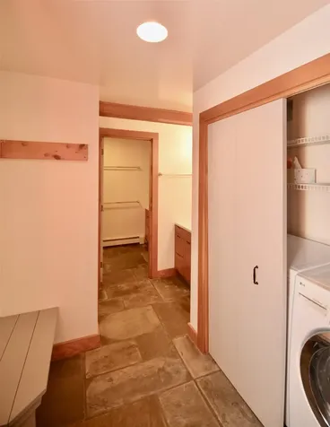 27 Hummingbird Hill Grantham NH 03753